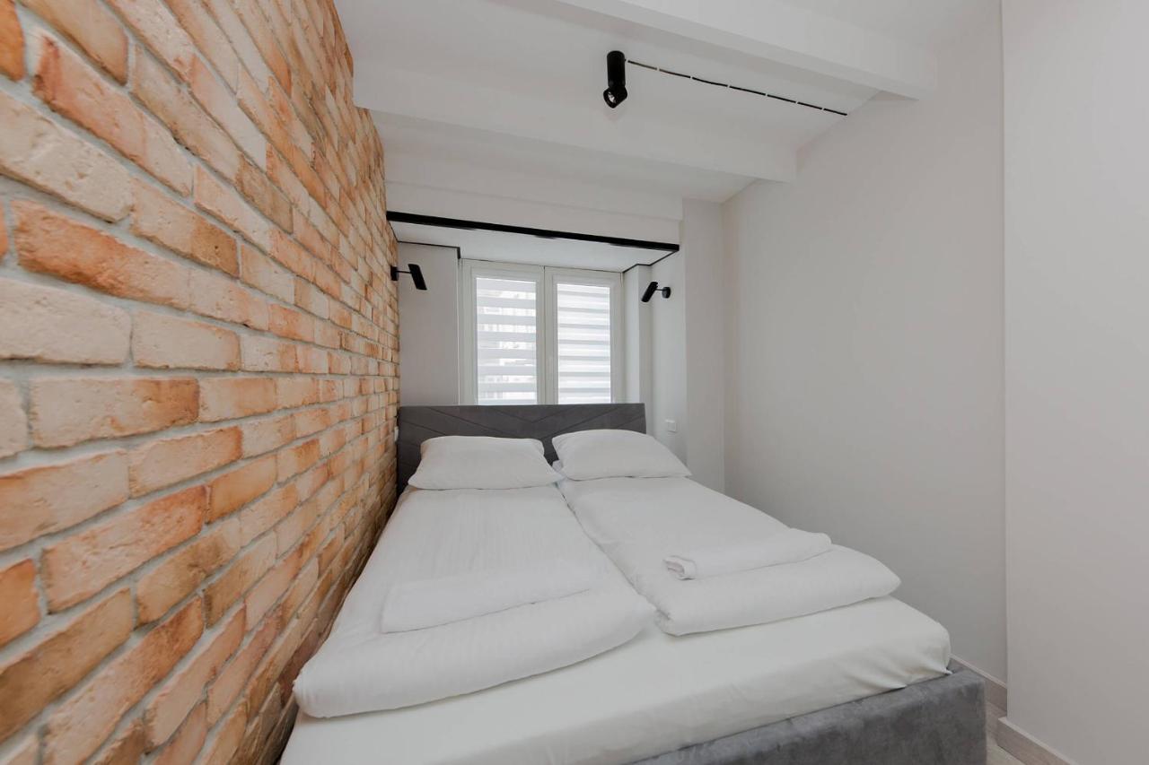 4 Eco Apart Chateau Jagiellonska 22 Warszawa Old Town 외부 사진