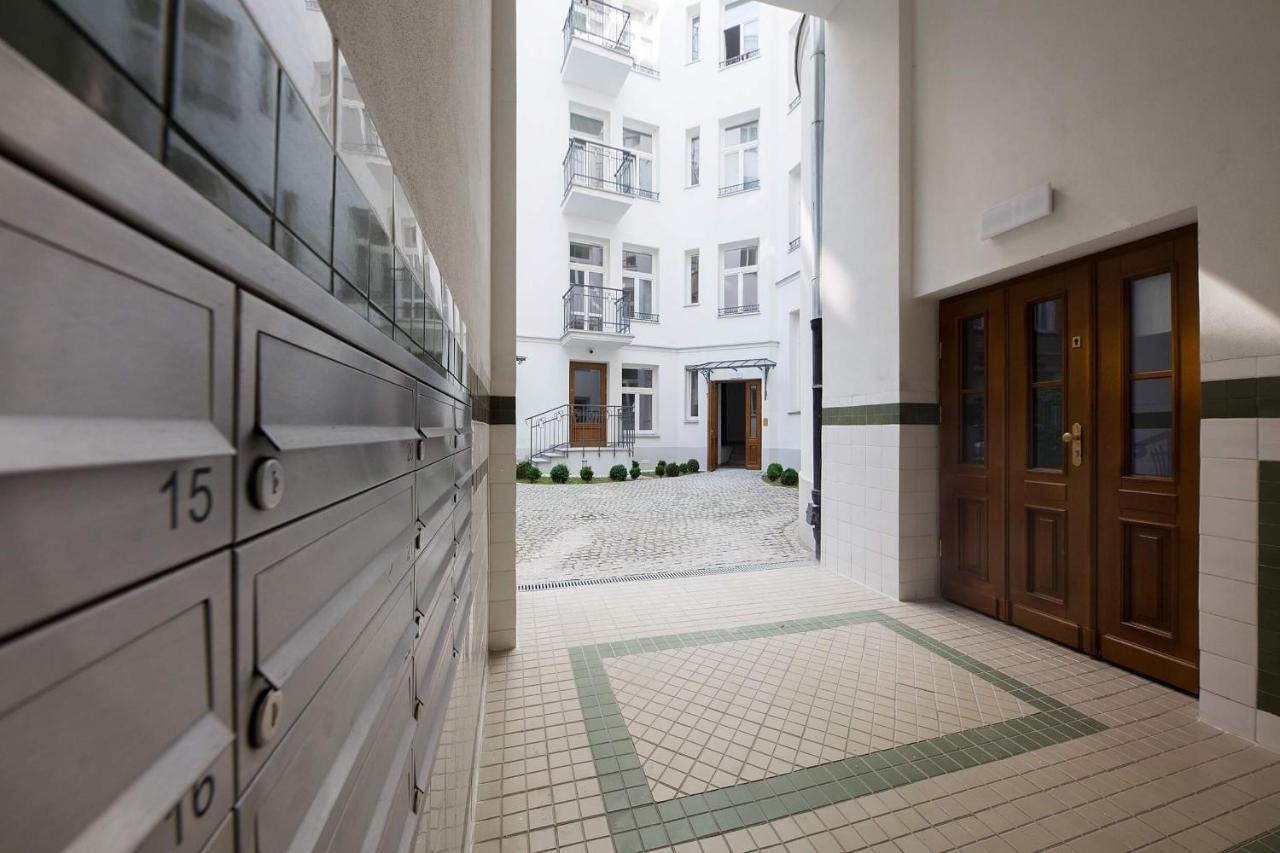 4 Eco Apart Chateau Jagiellonska 22 Warszawa Old Town 외부 사진