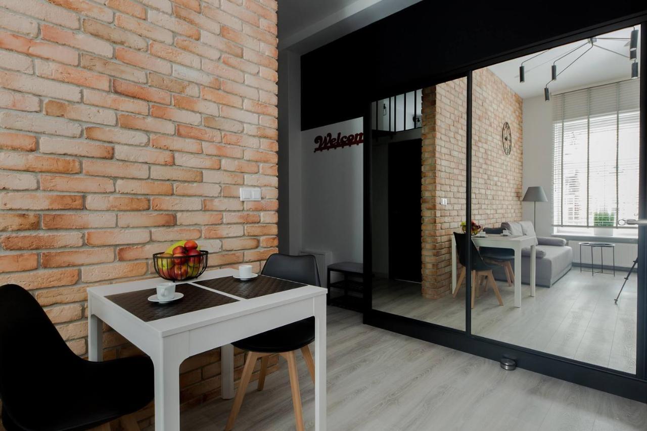 4 Eco Apart Chateau Jagiellonska 22 Warszawa Old Town 외부 사진